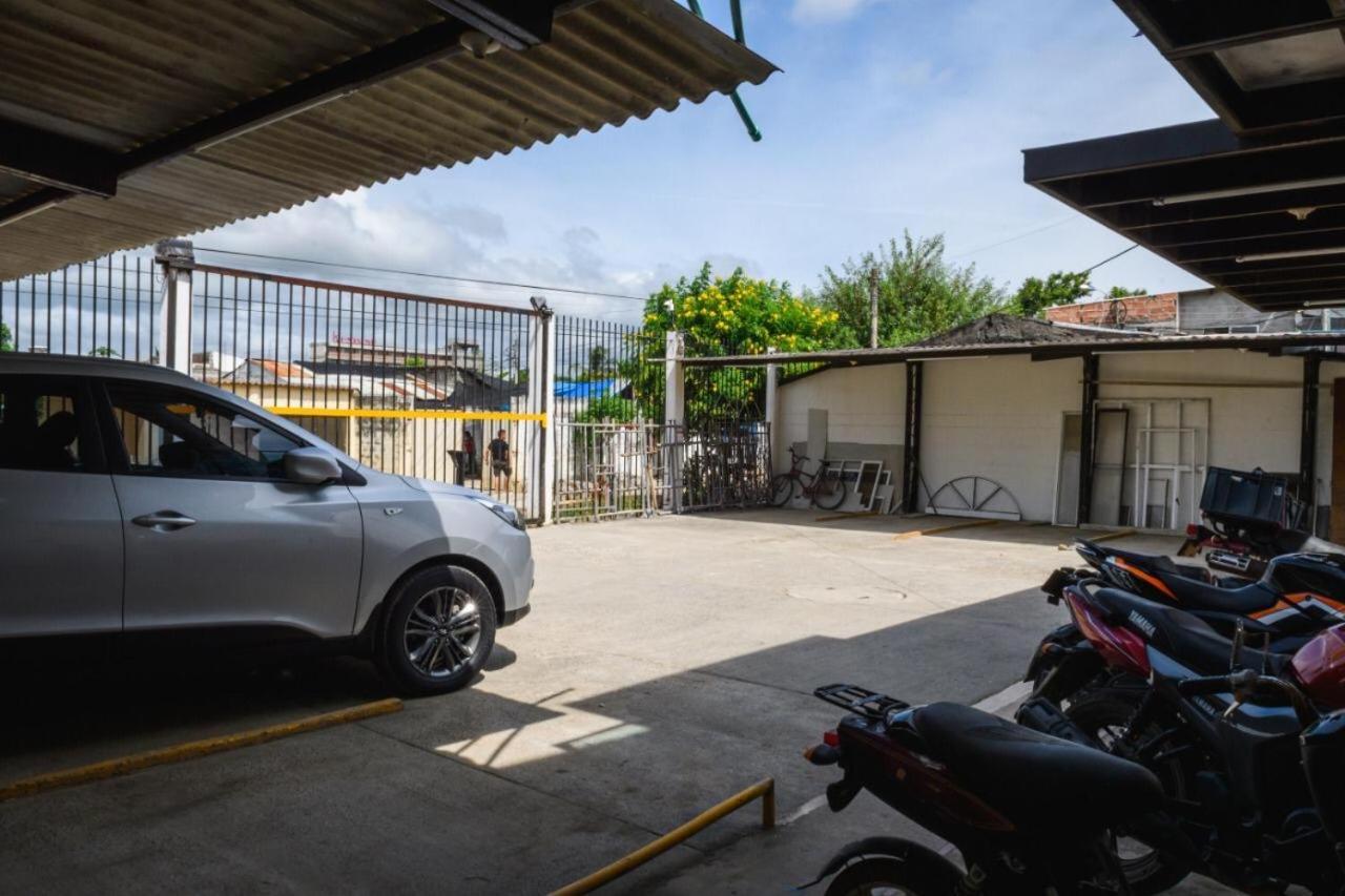 Cic Apartamento Amoblado Mirador Del Sinu Montería 外观 照片